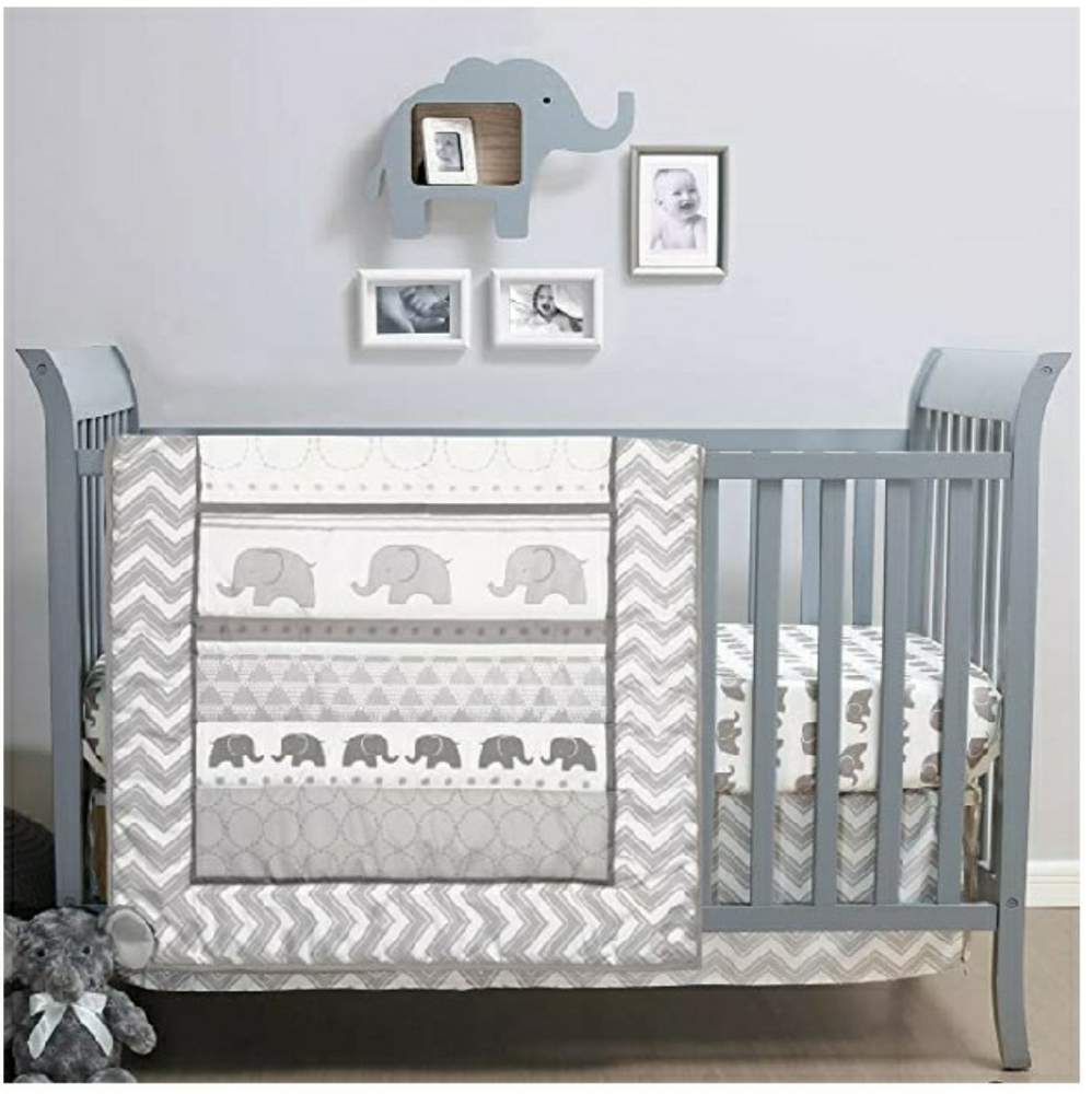 Crib bedding set